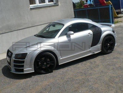 [Obr.: 10/47/91/0-bocne-prahy-audi-tt-8n-r8-look-1696451241.jpg]